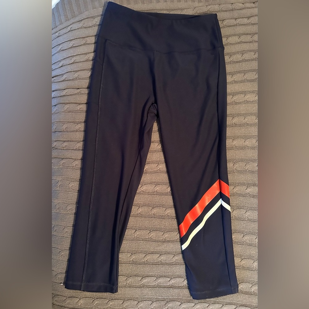 Gottex Cropped Leggings in Navy and Red